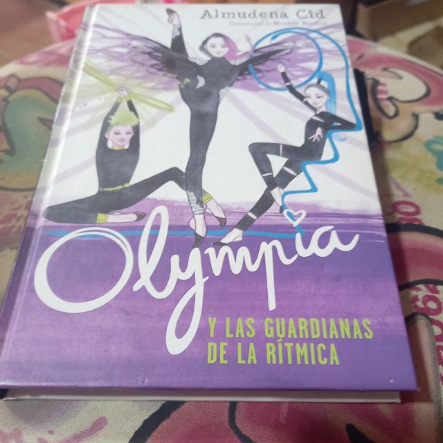 Olympia y las guardianas de rítmica