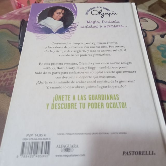 Olympia y las guardianas de rítmica