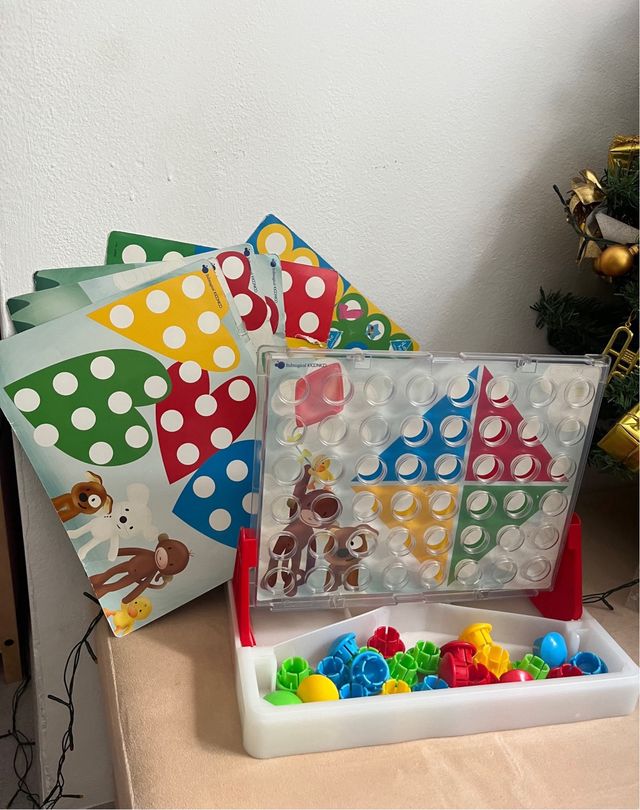 Tres en ralla portátil, juego de mesa.