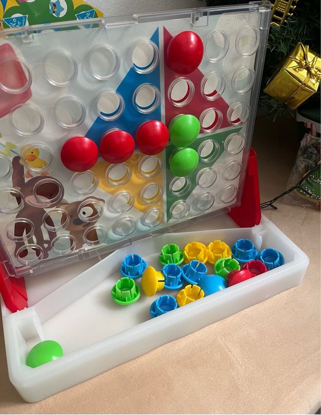 Tres en ralla portátil, juego de mesa.