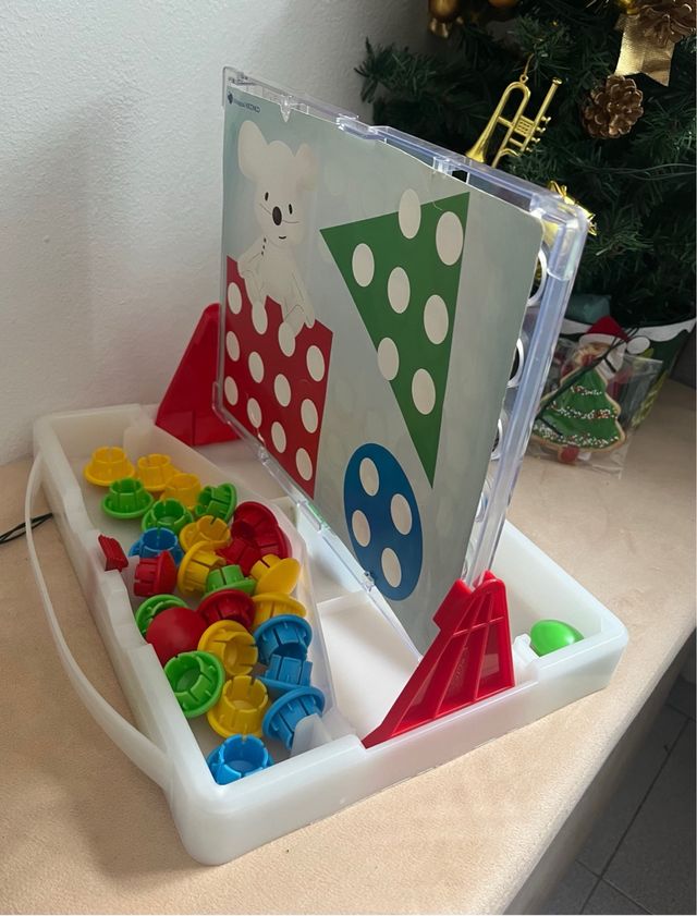 Tres en ralla portátil, juego de mesa.