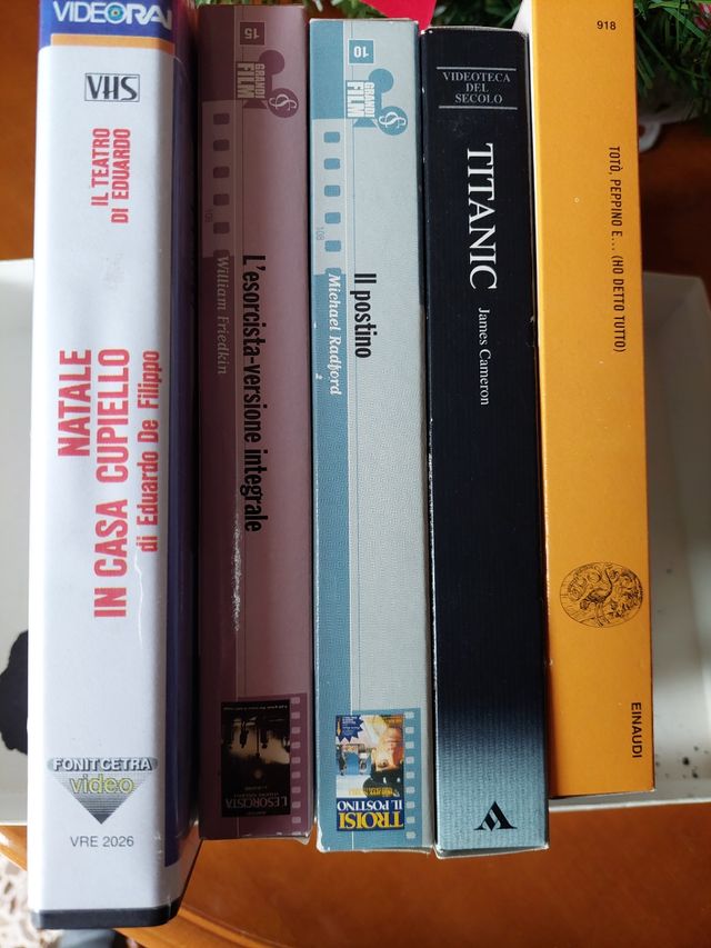 Videocassette VHF ORIGINALI