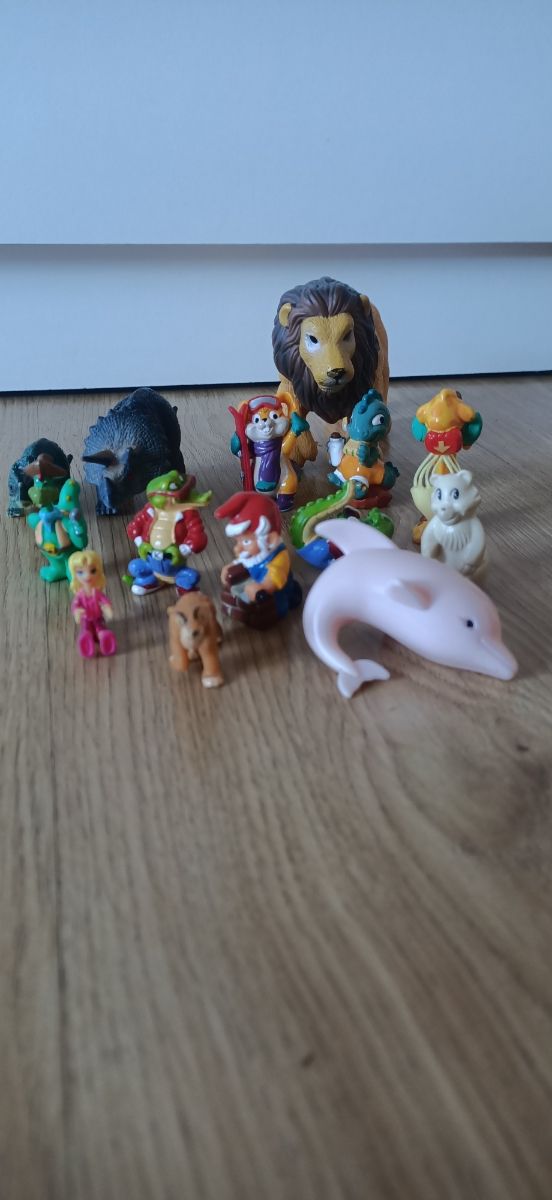 Animales y figuras variadas