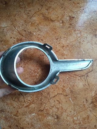Moldura antiniebla derecho Peugeot 208