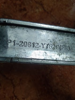 Moldura antiniebla derecho Peugeot 208