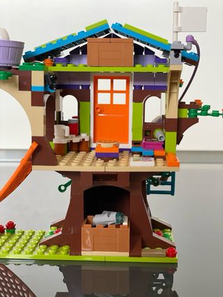 Lego Friends Casa en el Arbol de Mia (41335)