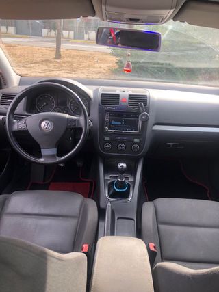 Volkswagen Golf 2004