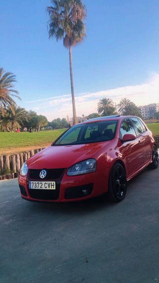 Volkswagen Golf 2004