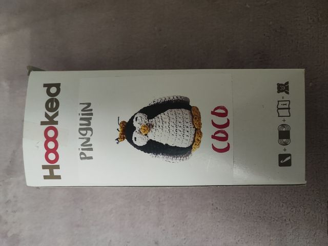 Kit De Ganchillo Amigurumi Pingüino Coco - Hoooked