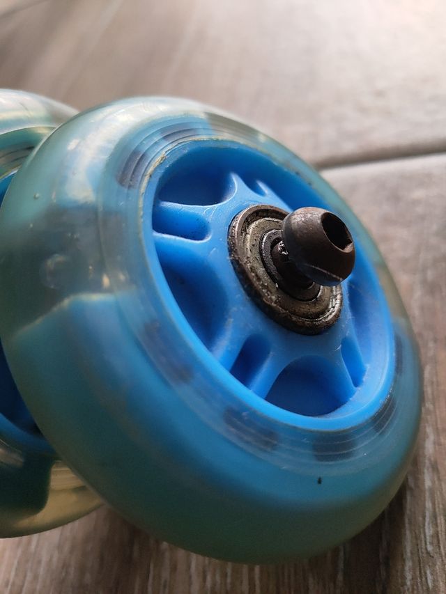 Ruedas patinete luces