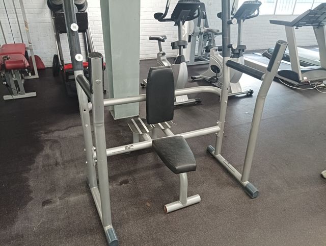 BAJADA DE PRECIO Banco Hombros Gym.