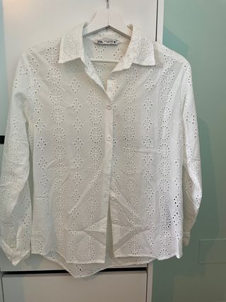 blusa blanca Zara XS bordados
