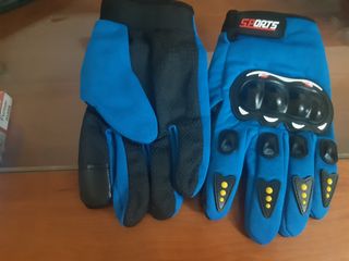 Guantes de motos con protecciones