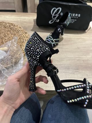 zapatos de baile gautiers negros con pedreria
