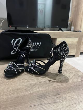 zapatos de baile gautiers negros con pedreria