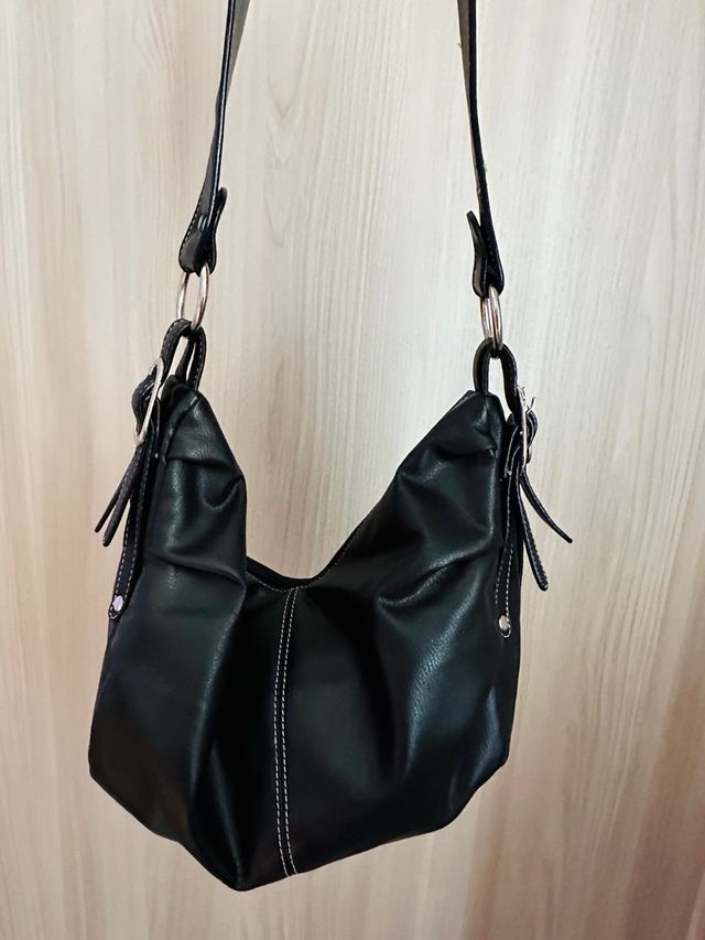 Borsa nuova in simil pelle