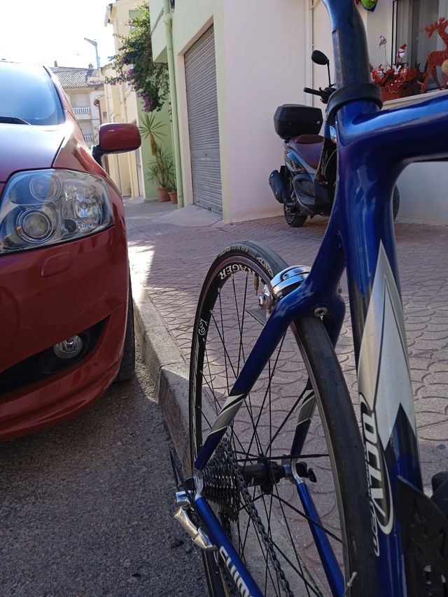 Bicicleta carretera trek olcv 120 carbono.