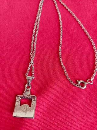Cadena y colgante