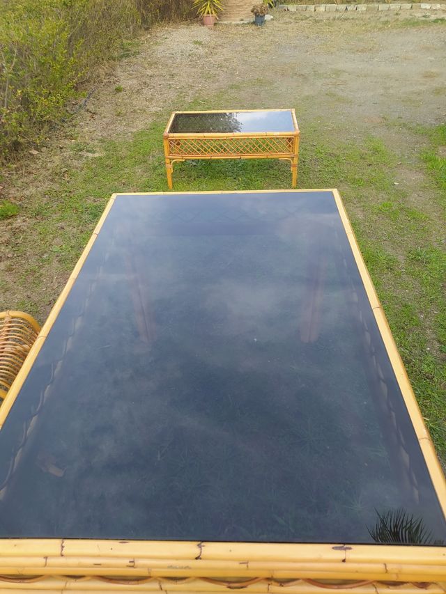 CONJUNTO MESA+4 SILLAS+MESITA DE CAÑA