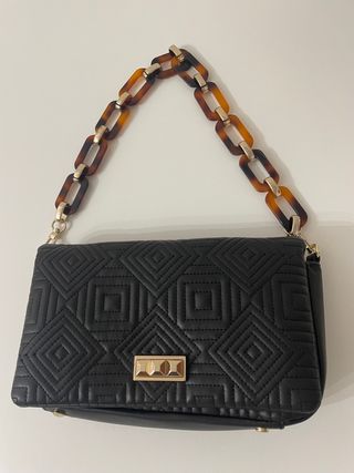 Bolso baguette Zara negro 