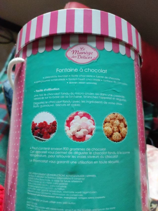 Fontana di cioccolato nuovo