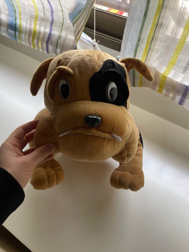 peluche bull dog