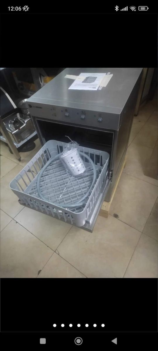 Lavavajillas industrial