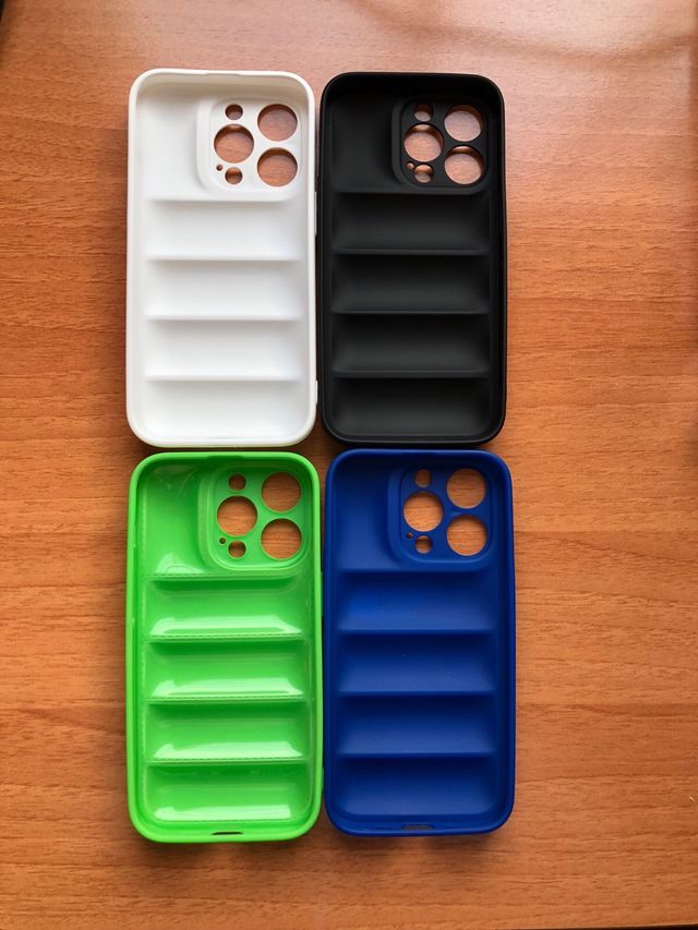 Funda Puffer Silicona TNF Iphone 14 Pro