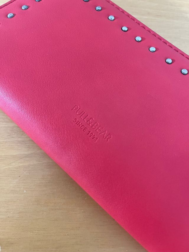 cartera pull and bear