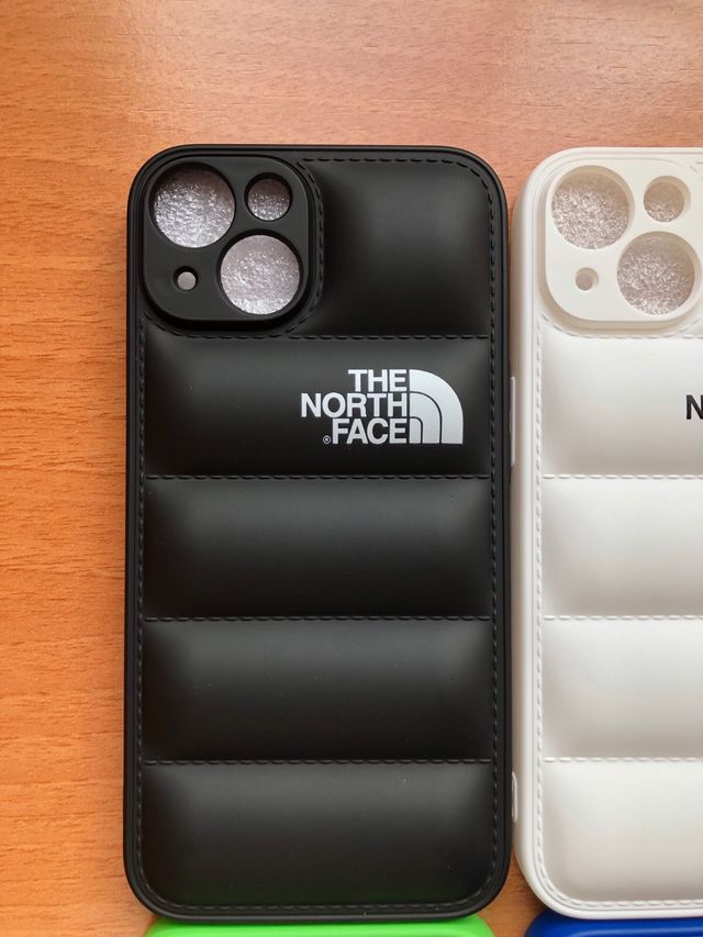 Funda Puffer Silicona TNF Iphone 14