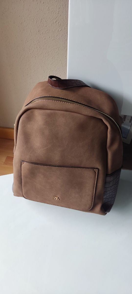 Mochila marrón