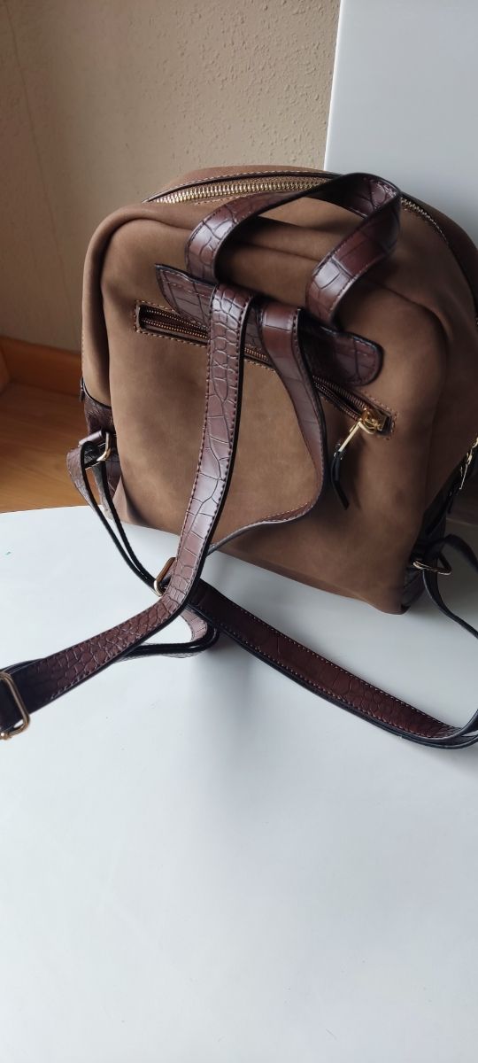 Mochila marrón