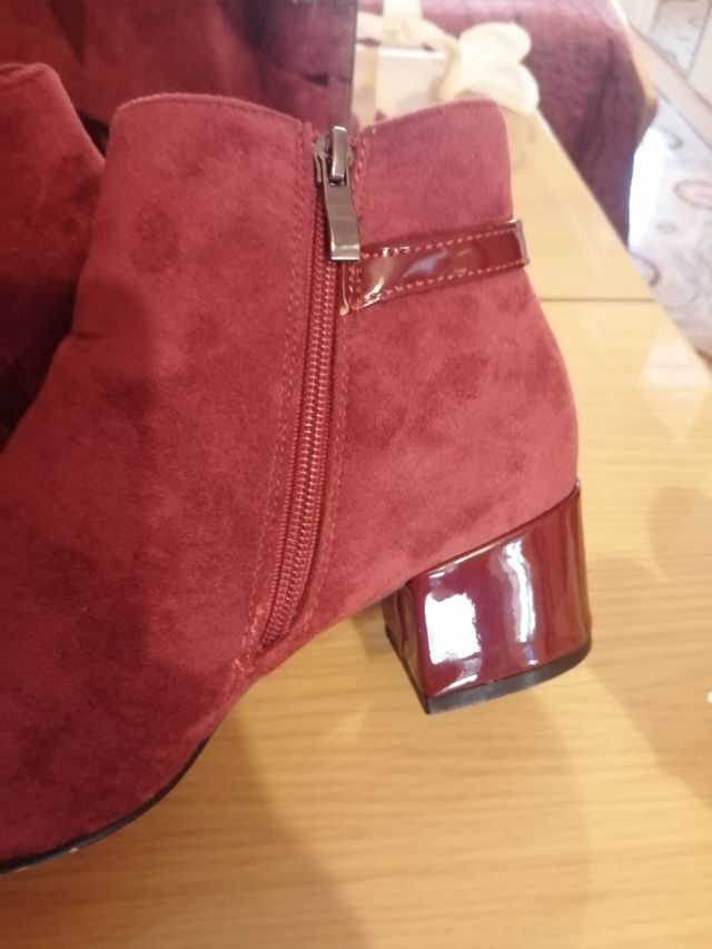 BOTÍN ROJO GRANATE🔴