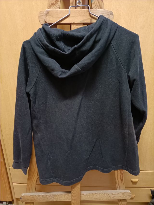 Sudadera chica nike negra con logo