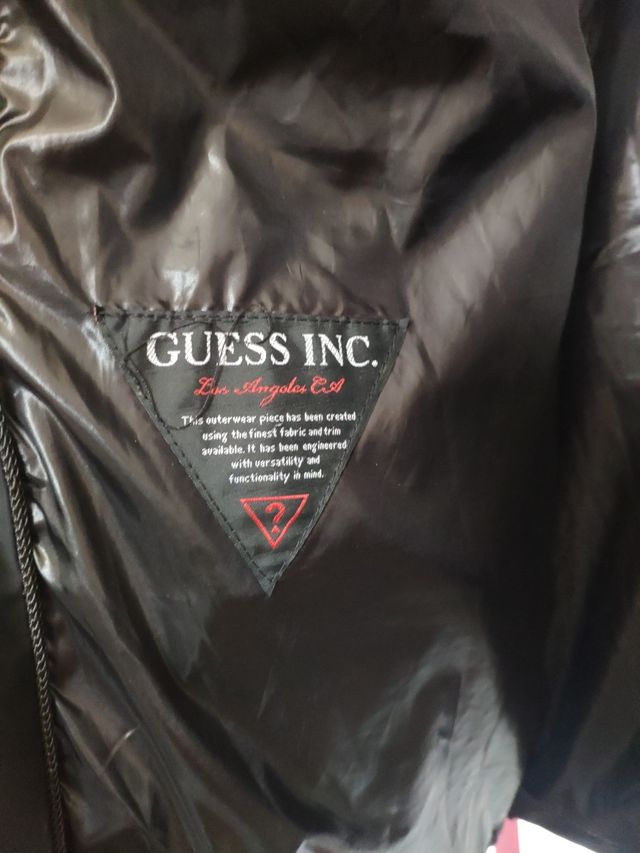 Abrigo Guess