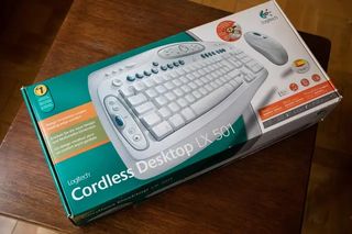 Teclado Logitech LX501