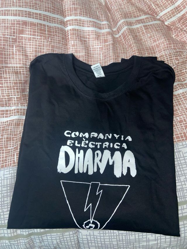 camiseta Electrica Dharma