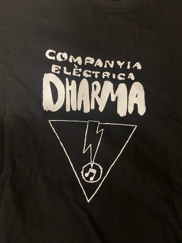 camiseta Electrica Dharma