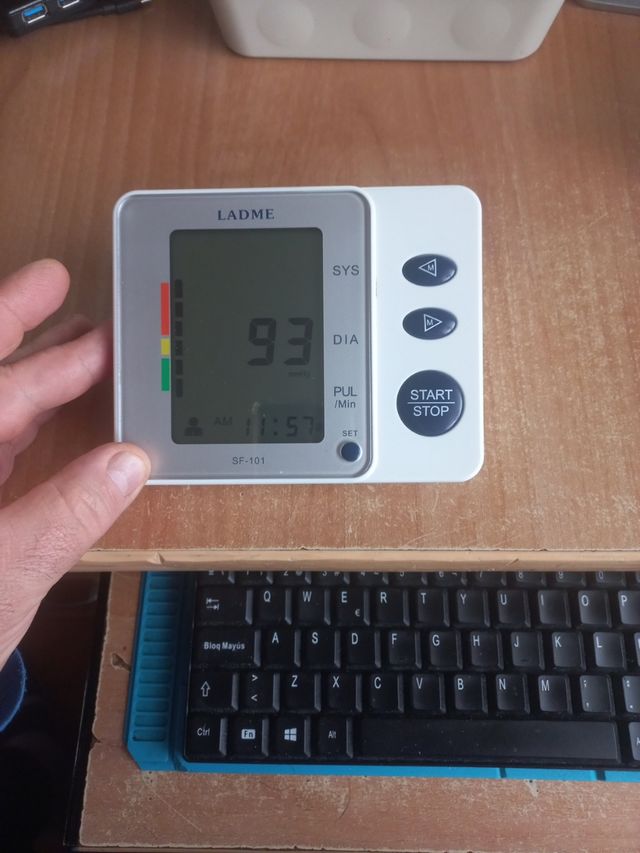 Medidor de pressão arterial para peças ou reparação