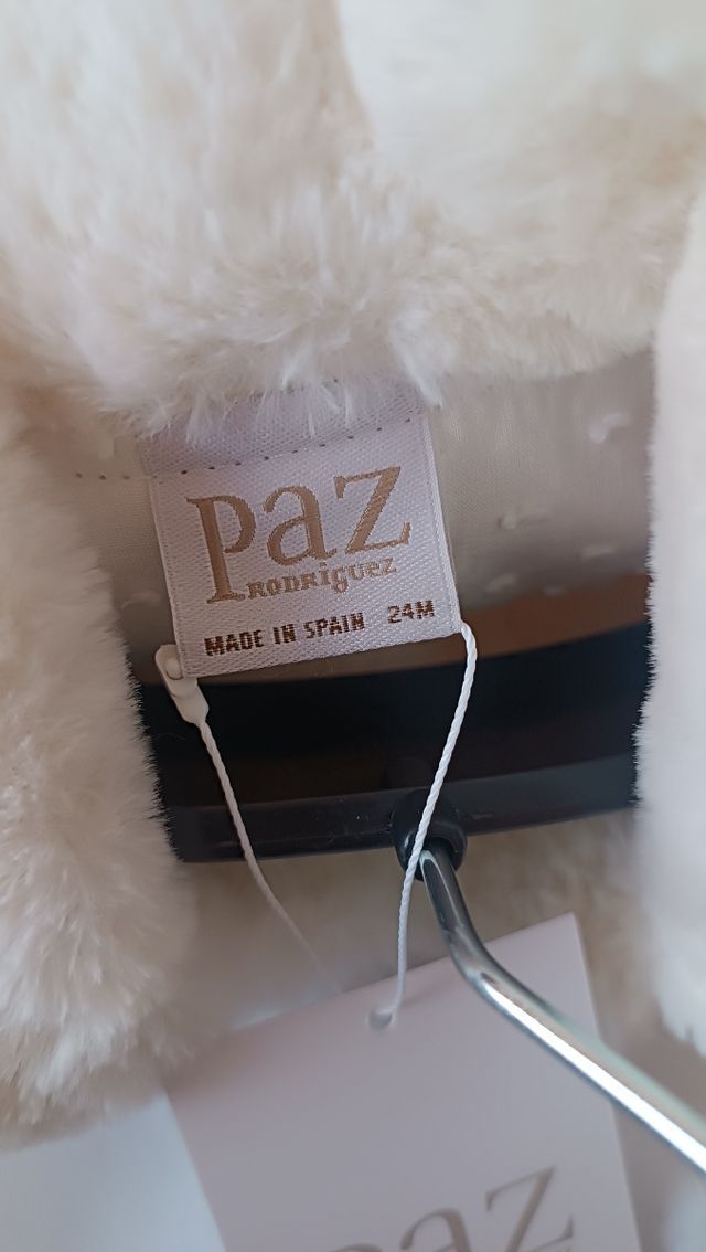 Abrigo pelo naturaleza  Paz Rodríguez