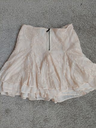Falda encaje tul highly preppy