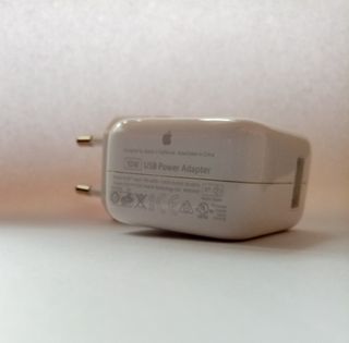 Adaptador corriente Apple