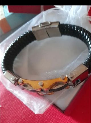 PULSERA MACIZA DE HOMBRE 

Rebajado 35€