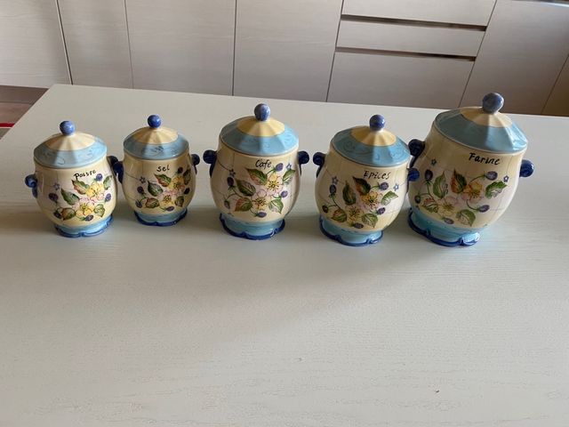 ceramiche da casa contenitive