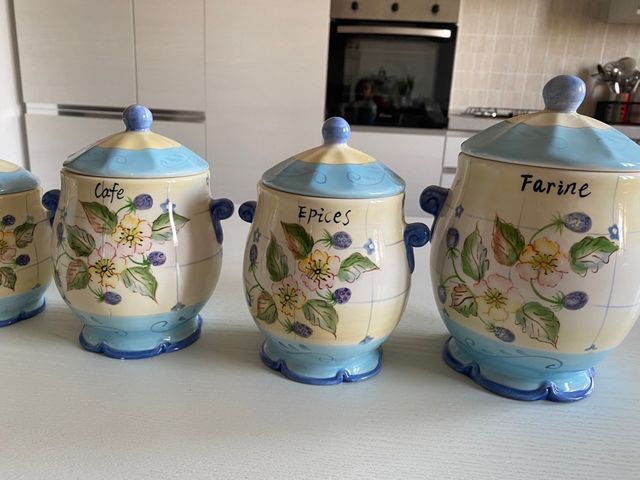 ceramiche da casa contenitive