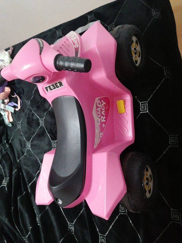 Kuad de niña de batería