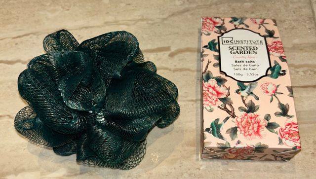 Esponja y sales de Baño