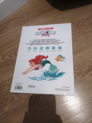 Vacaciones con Disney 5 años. 60 páginas.