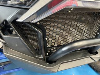 180.1_Kit Protecciones radiador RZR XP PRO 2020-23