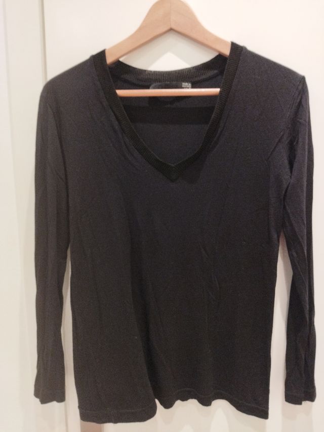 Camiseta negra Zara TRF. Talla: M